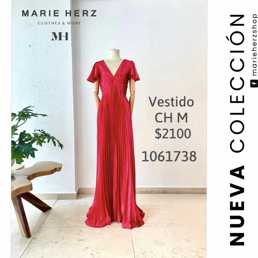 1061738 Maxivestido rojo tablas