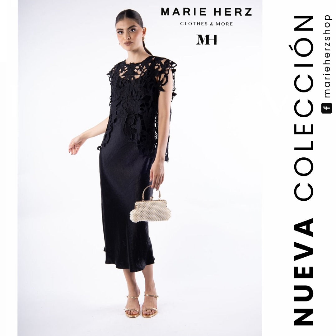 1061994 Vestido ensamble encaje negro