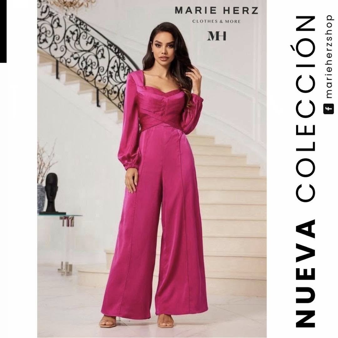 1062830 Jumpsuit magenta satin