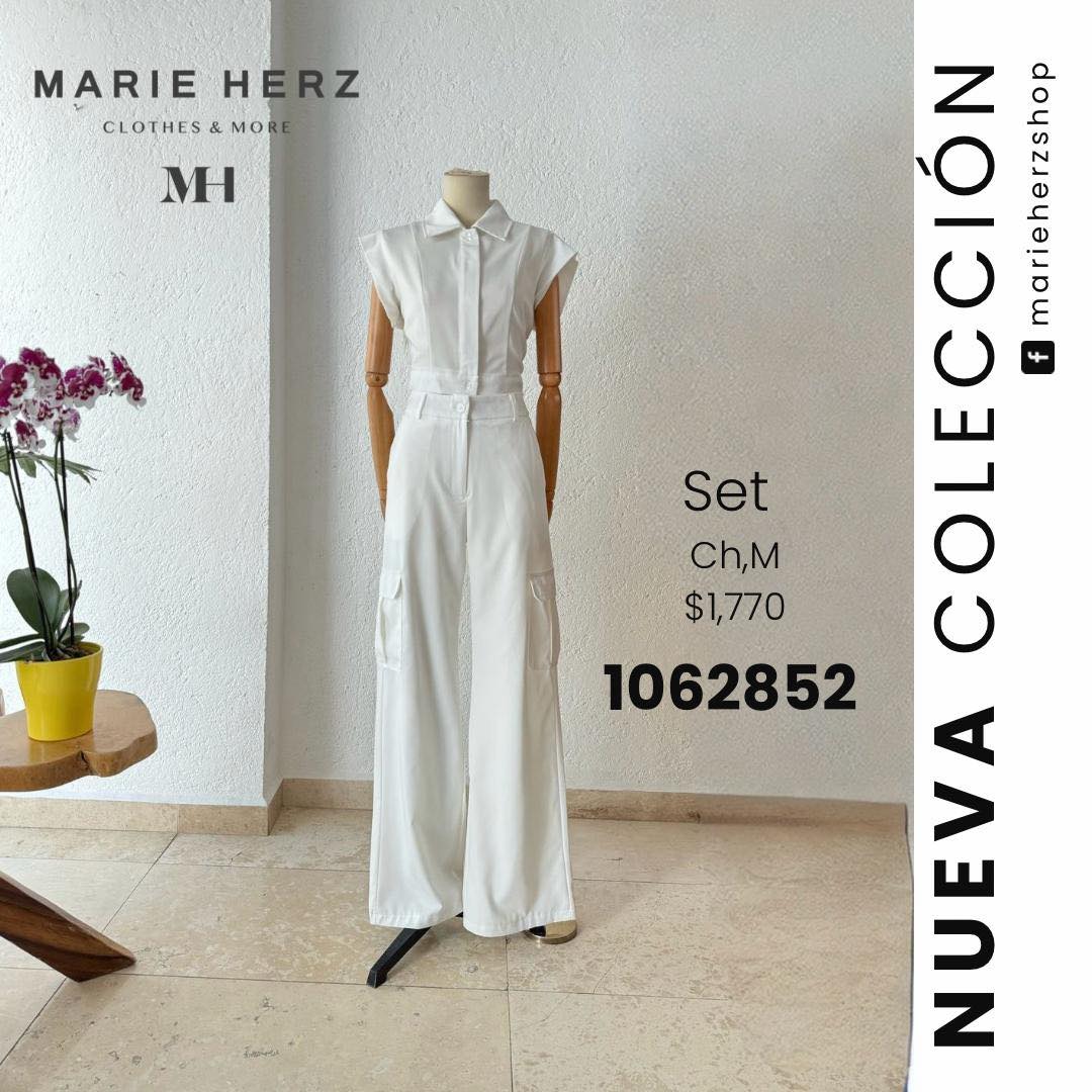 1062851 Set blanco blusa