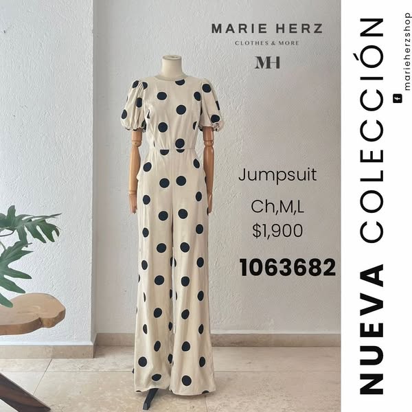 1063682 Jumpsuit puntos negros