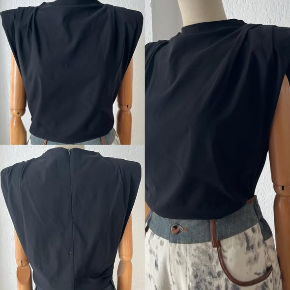 1064261 Pantalón jogger animal print