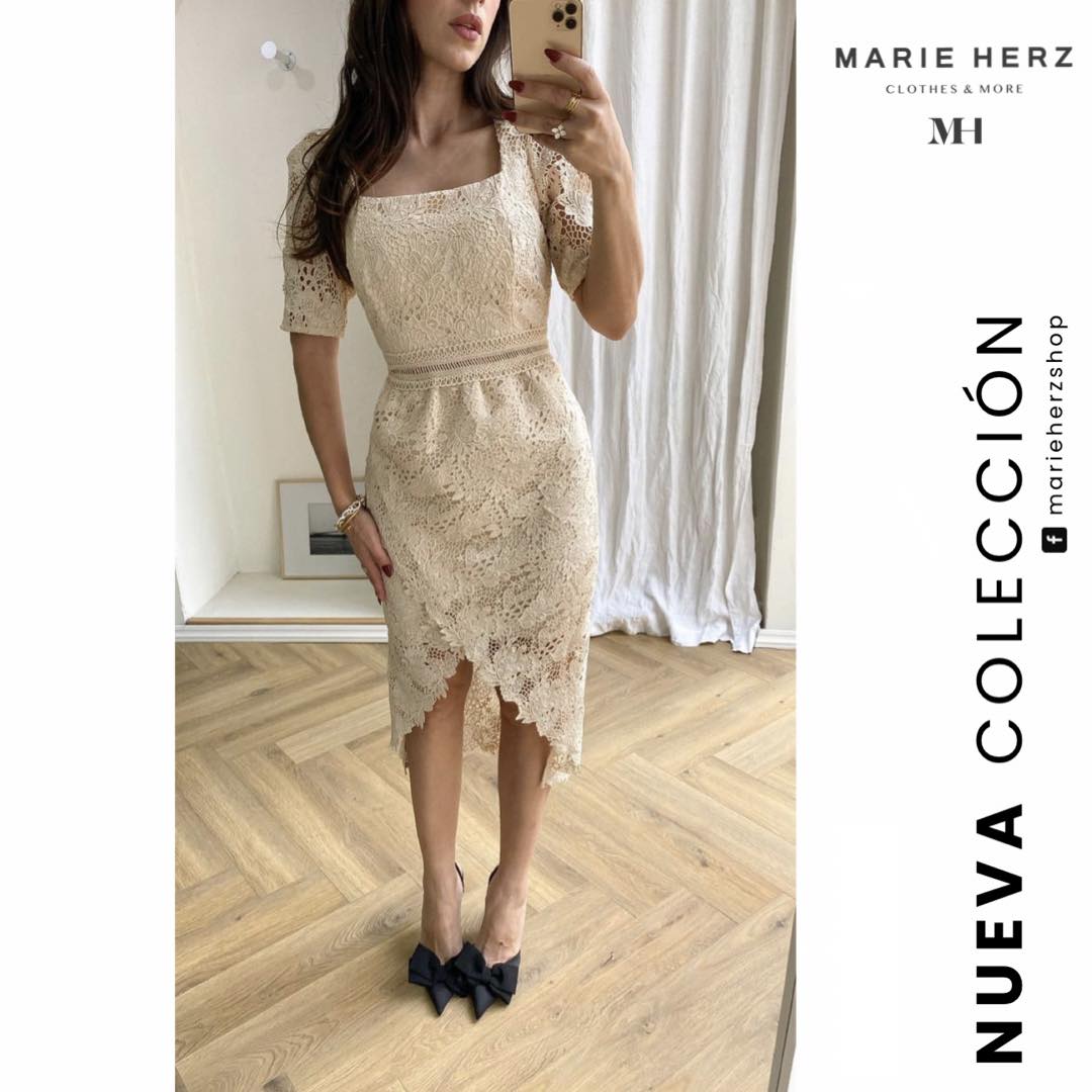 1060761  Vestido encaje beige