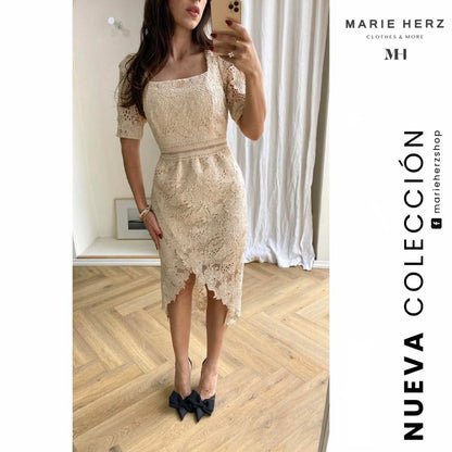 1060761  Vestido encaje beige