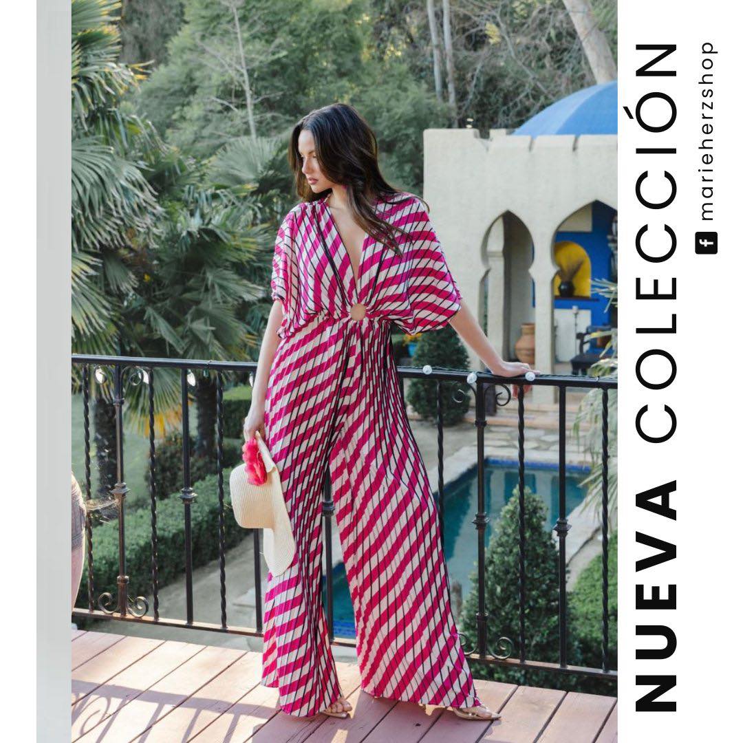1061503  Jumpsuit rayas rojas