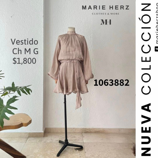 1063882  Vestido corto dorado