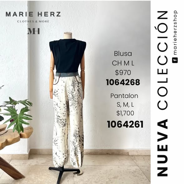 1064261  Pantalón jogger animal print