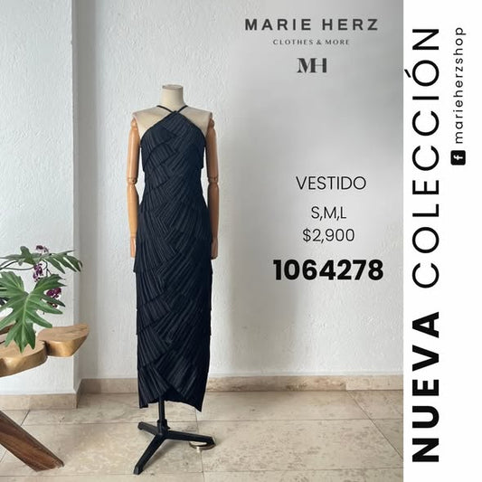 1064278  Vestido negro tablas