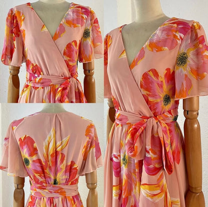 1064647  Vestido flores durazno flores rosa