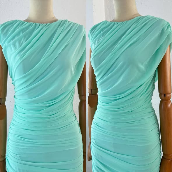 1064849  Vestido drapeado menta