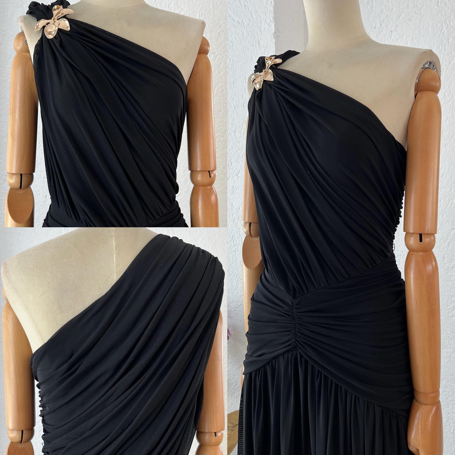 1064855  Vestido drapeado negro flor dorada