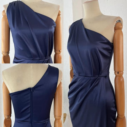 1064926  Vestido azul marino satin