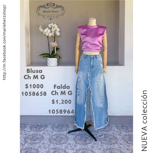 1058658  Blusa lavanda hombreras